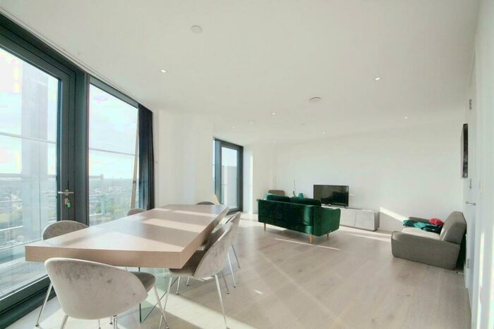2 Bedroom Flat To Rent In City North, Penthouse Cylinder, Finsbury Park, N4