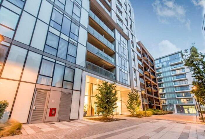 2 Bedroom Flat To Rent In Moro Apartments, New Festival Avenue, London, E14