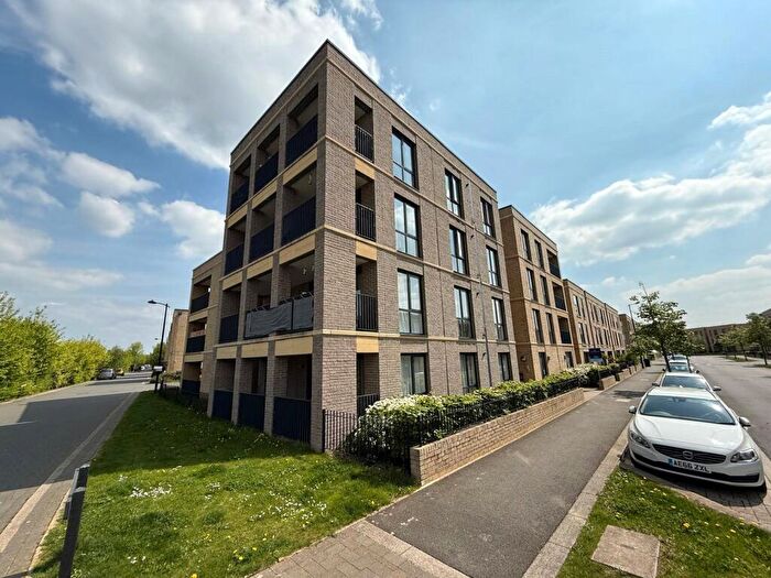 2 Bedroom Apartment To Rent In Osprey Drive, Trumpington, Cambridge, CB2