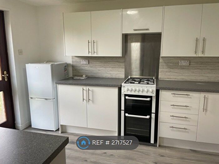 2 Bedroom Flat To Rent In Forrest Place, Peterhead, AB42