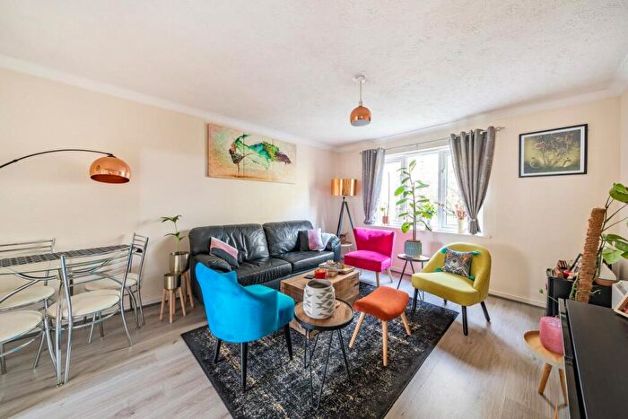 2 Bedroom Flat For Sale In John Austin Close, Kingston Upon Thames, Surrey, KT2