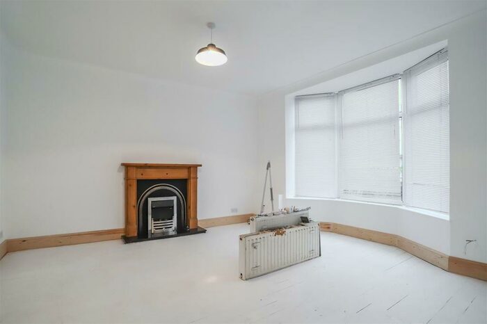 3 Bedroom House To Rent In Hazelhurst Road, Worsley, M28