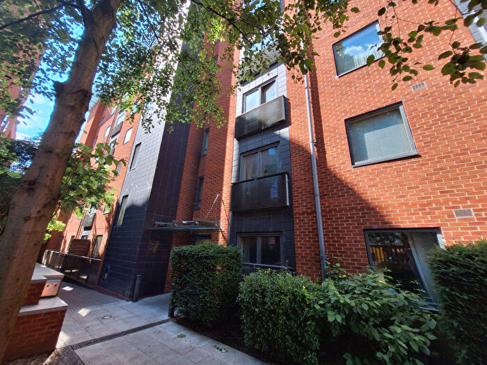 1 Bedroom Apartment To Rent In The Foundry, A Lower Chatham Street, Manchester, M1