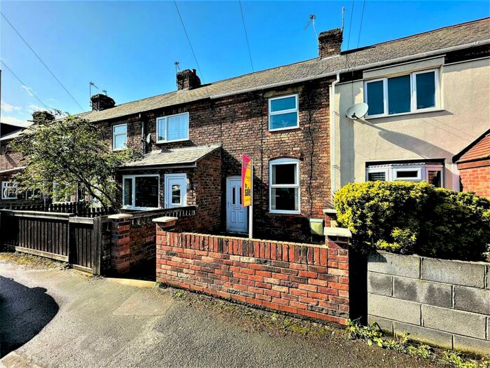 2 Bedroom Terraced House For Sale In Paper Mill Road, Rawcliffe Bridge, Goole, DN14