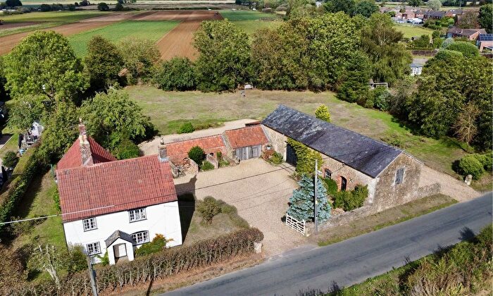 4 Bedroom Detached House For Sale In The Pound, Bromham, SN15