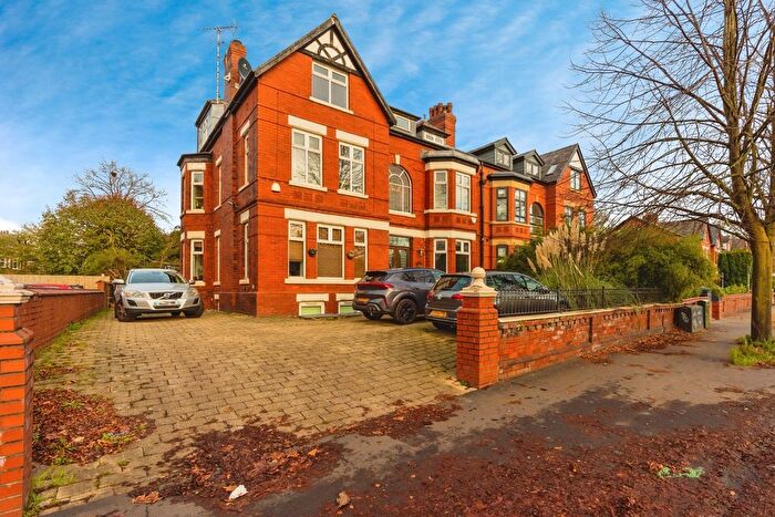 2 Bedroom Flat For Sale In Wilbraham Road, Chorlton, Manchester, M21