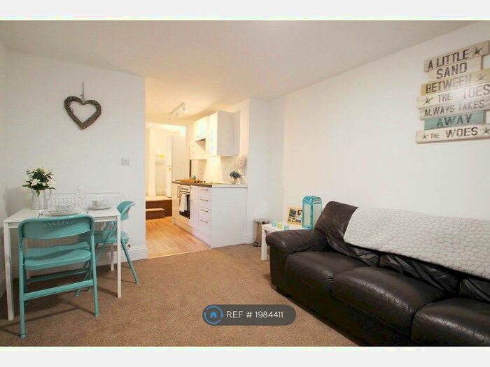 2 Bedroom Flat To Rent In North Road East, Plymouth, PL4
