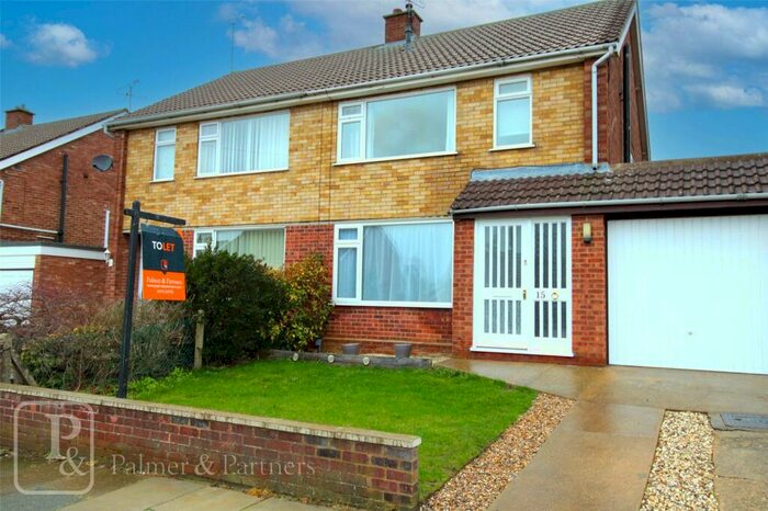 3 Bedroom Semi-Detached House To Rent In Birchcroft Road, Ipswich, Suffolk, IP1