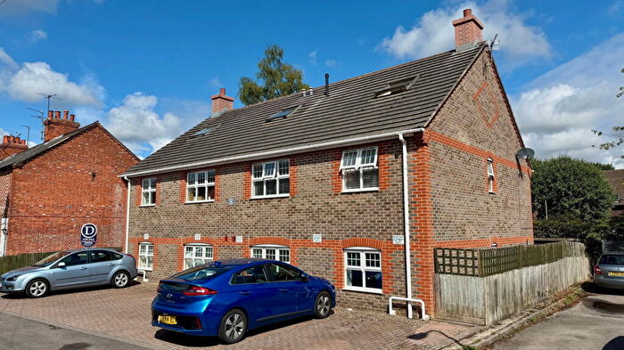 2 Bedroom Flat For Sale In Russell Court, , Russell Road, Newbury, RG14