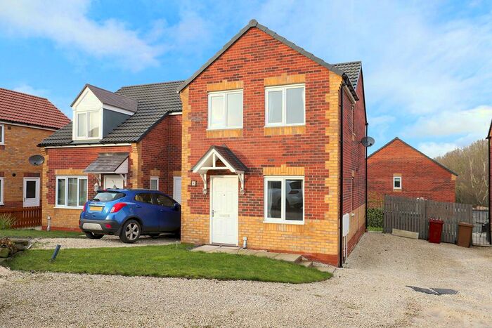 3 Bedroom Semi-Detached House To Rent In Masefield Place, Holmewood S42