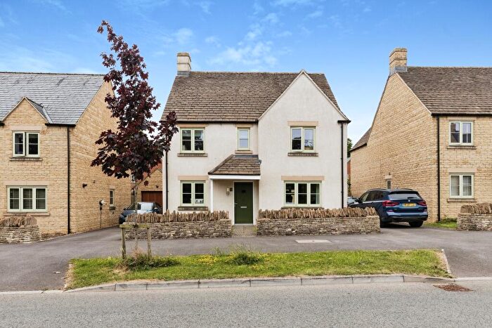4 Bedroom Detached House To Rent In Upper Rissington, GL54