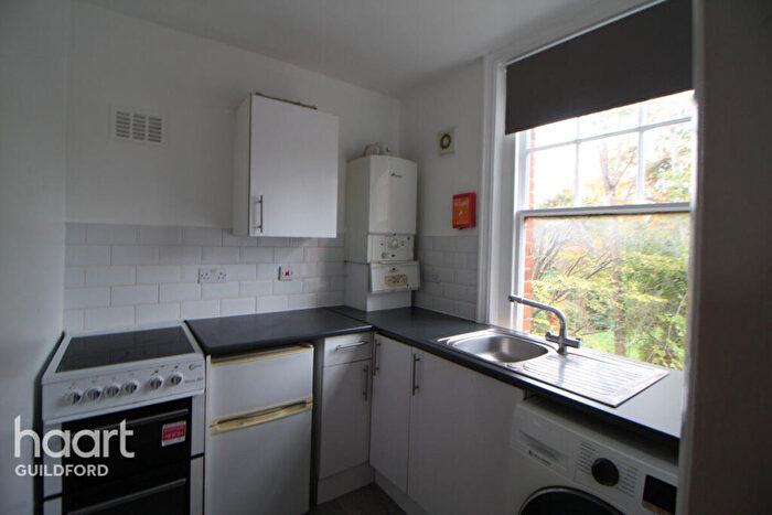 1 Bedroom Flat To Rent In Stoke Road, Guildford, GU1