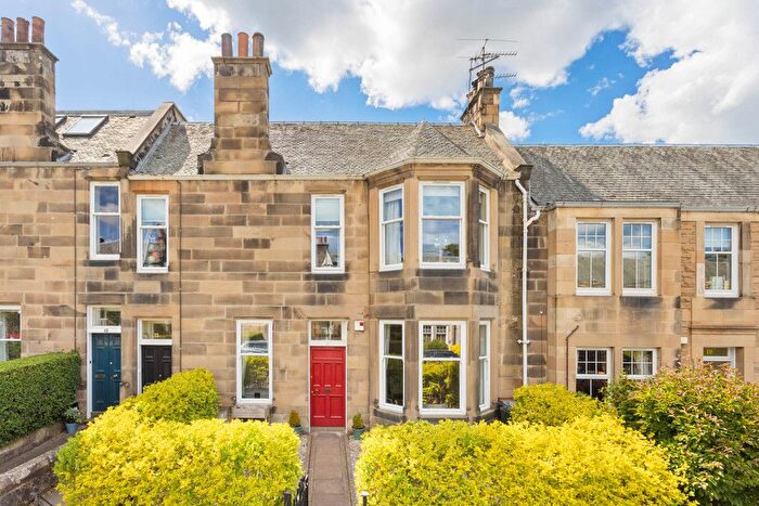 3 Bedroom Flat For Sale In Plewlands Gardens, Morningside, Edinburgh, EH10