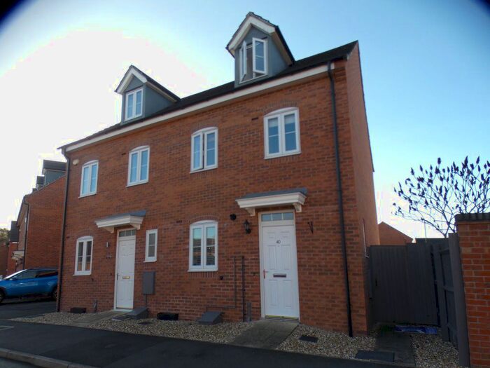 3 Bedroom Semi-Detached House To Rent In Widdowson Road, Long Eaton NG10