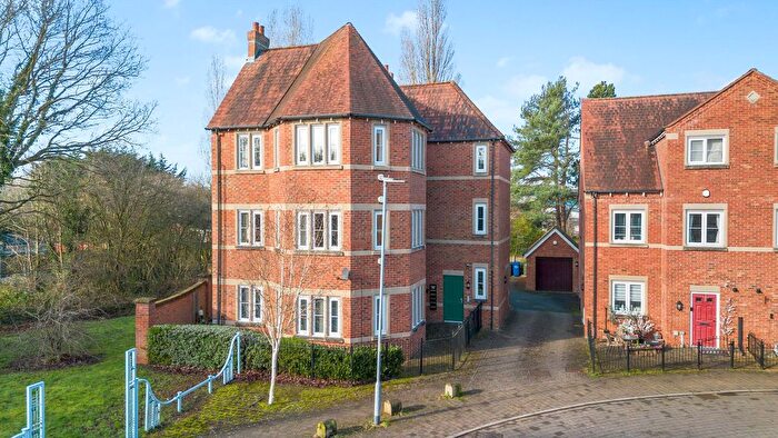 2 Bedroom Flat For Sale In Stockdale Drive, Great Sankey, WA5