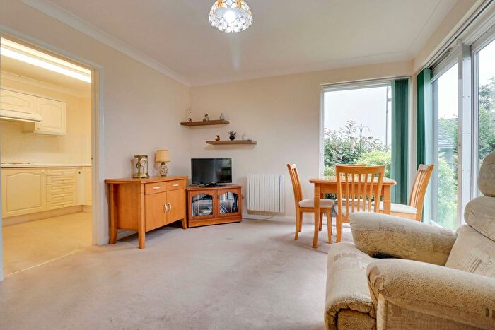 1 Bedroom Flat For Sale In High Wych Road, Sawbridgeworth, CM21