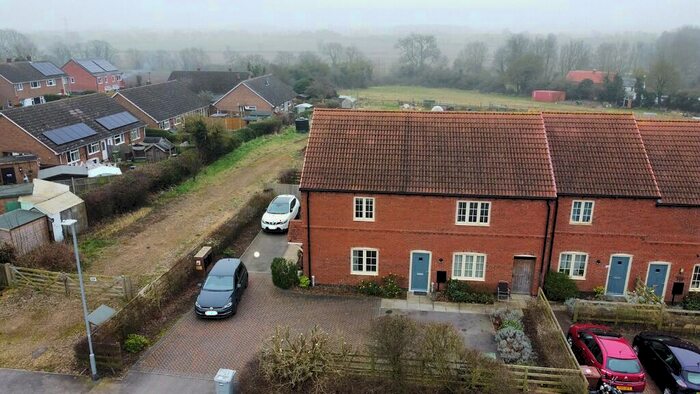 2 Bedroom End Of Terrace House For Sale In Norwell Road, NG23