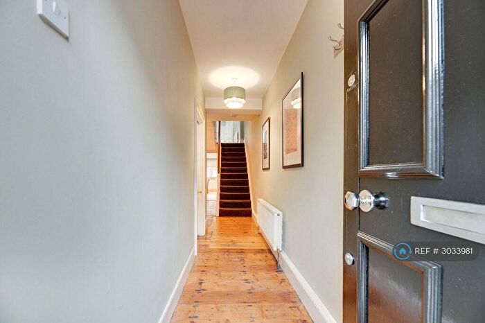4 Bedroom Terraced House To Rent In Belsay Place, Newcastle Upon Tyne, NE4