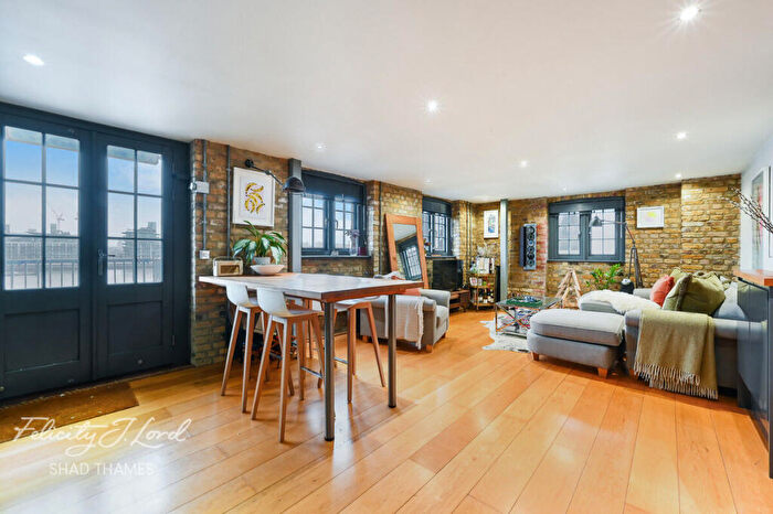 2 Bedroom Apartment For Sale In Tempus Wharf, Bermondsey Wall West, SE16