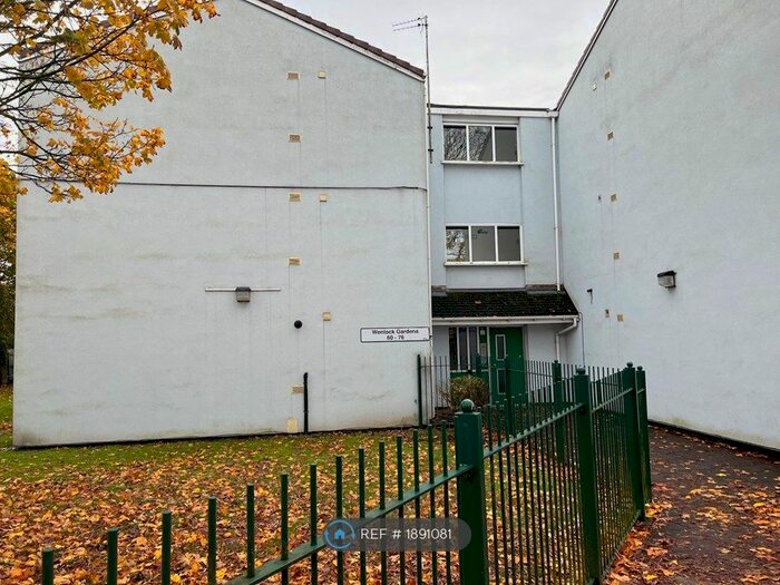 2 Bedroom Flat To Rent In Wenlock Gardens, Walsall, WS3