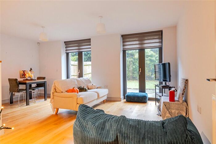2 Bedroom Apartment For Sale In Flour House, Bristol, BS1