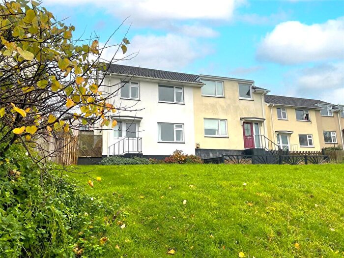 3 Bedroom Semi-Detached House For Sale In Anderton Rise, Millbrook, PL10