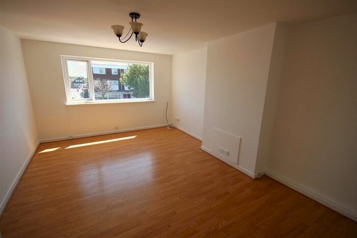 3 Bedroom Maisonette To Rent In North Road, Clacton-On-Sea, CO15