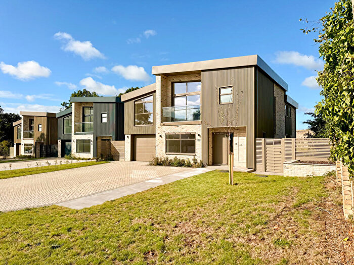 4 Bedroom Detached House For Sale In How Gardens, The How, St Ives, PE27