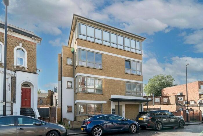 1 Bedroom Flat To Rent In Cherington Road, London, W7