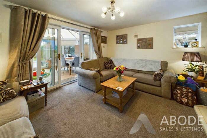 3 Bedroom Semi-Detached House For Sale In Victoria Park Road, Buxton, Derbyshire, SK17