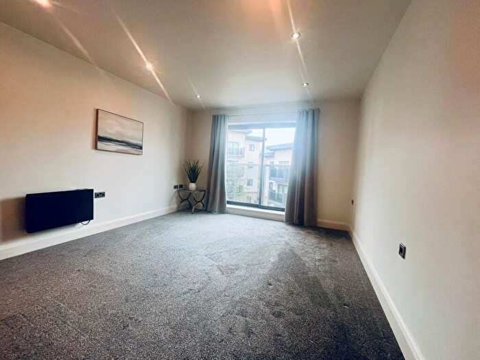 2 Bedroom Apartment To Rent In Bradbury Place, Chatsworth Road, Chesterfield, S40