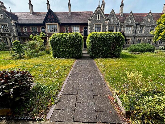 1 Bedroom Flat For Sale In Barstable House, Old Market Street, Bristol, BS2