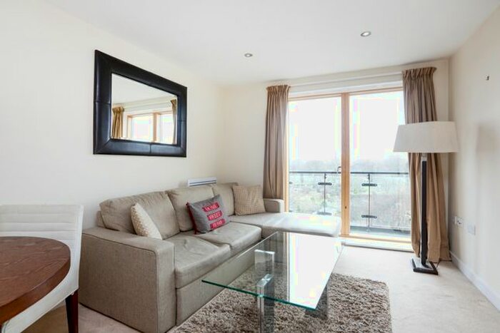 1 Bedroom Flat To Rent In Durnsford Road, London, SW19