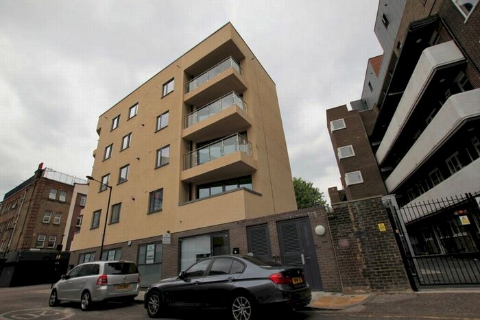 2 Bedroom Flat To Rent In Cavell Street, Whitechapel, E1