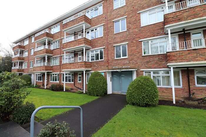 1 Bedroom Flat To Rent In Poole Road, Branksome, BH12
