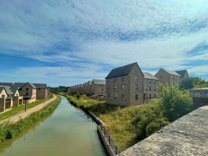 2 Bedroom Apartment To Rent In Waite House, Canalside, Swindon, Wiltshire, SN1