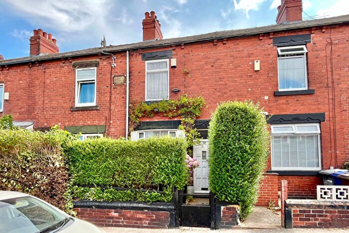 2 Bedroom Terraced House For Sale In Barnsley Road, Barnsley, S73