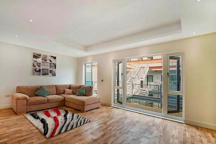 2 Bedroom Flat To Rent In Cavendish Street, Ramsgate, CT11