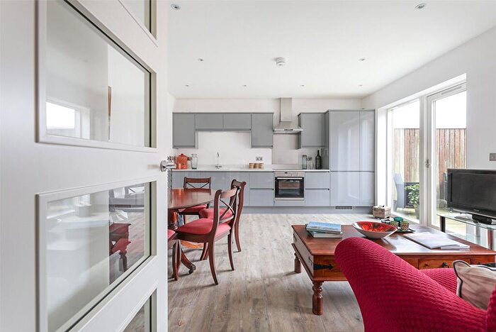 2 Bedroom Apartment For Sale In The Street, Ashtead, Surrey, KT21