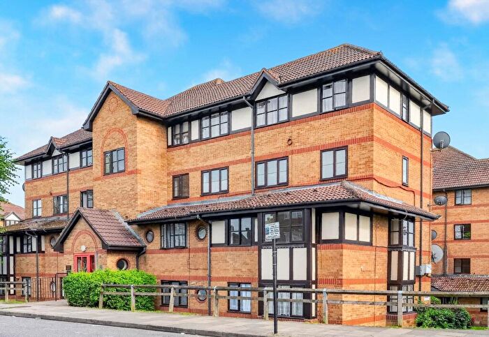 Studio For Sale In Somerset Gardens, Tottenham, N17