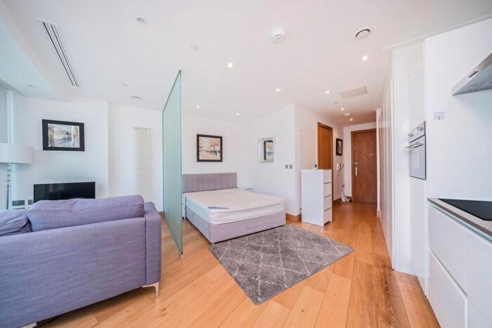 Flat For Sale In Crossharbour Plaza, London, E14
