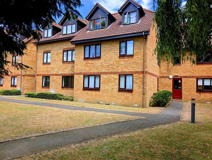 Studio For Sale In Marnham Court, Wembley, Middlesex, HA0