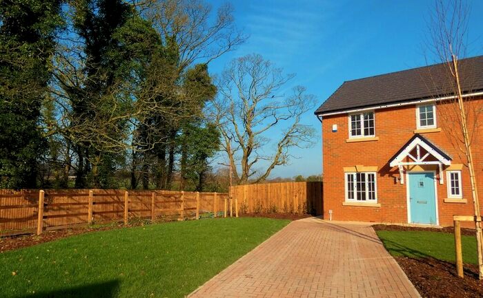 3 Bedroom Semi-Detached House To Rent In Glebe Close, Wrea Green, PR4