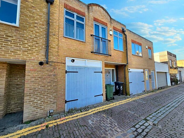 3 Bedroom Terraced House To Rent In Harefield Mews, London, SE4