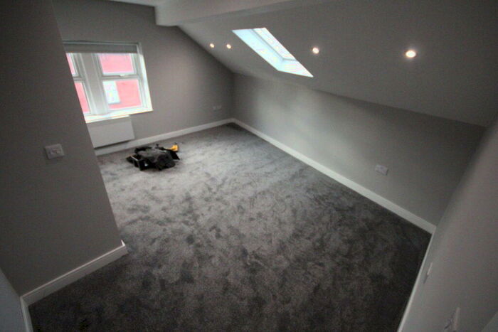 2 Bedroom Terraced House To Rent In Walford Road, Leeds, LS9