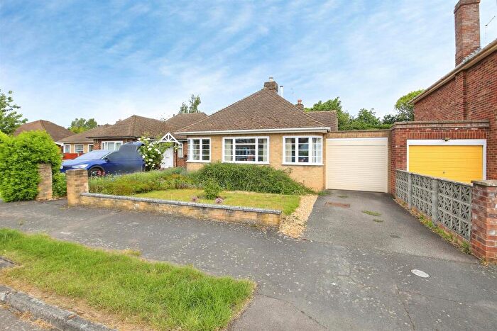 3 Bedroom Bungalow For Sale In Mary Armyne Road, Peterborough, PE2