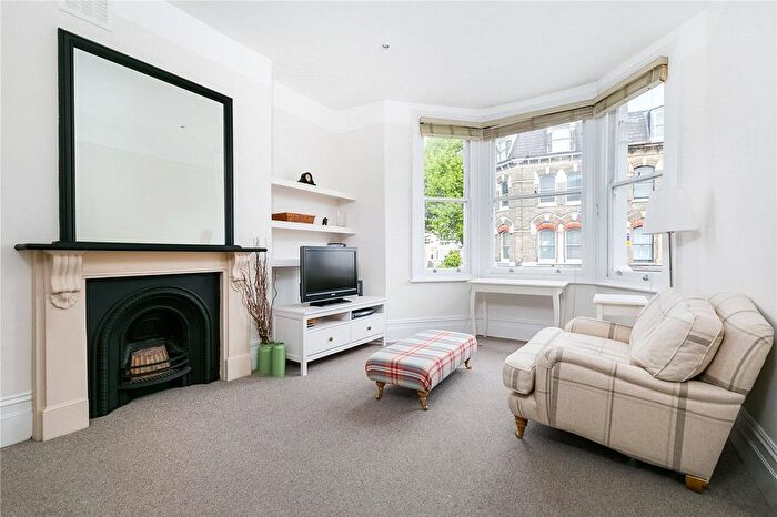 2 Bedroom Flat For Sale In Fulham Road, Parsons Green, SW6