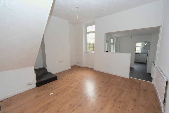 2 Bedroom Terraced House To Rent In Compton Street, Grangetown, Cardiff, CF11