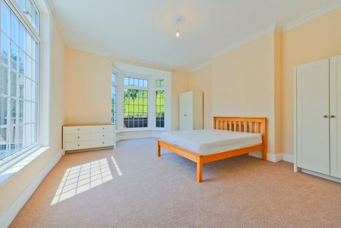 1 Bedroom Semi-Detached House To Rent In Morley Road, London, SE13