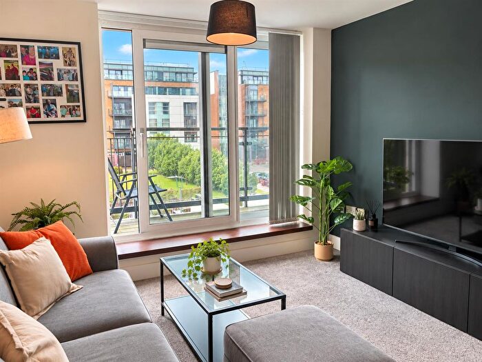 1 Bedroom Flat To Rent In Caldey Island House, Ferry Court, Cardiff, CF11